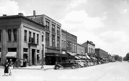 Star Theatre - Old Photo (newer photo)